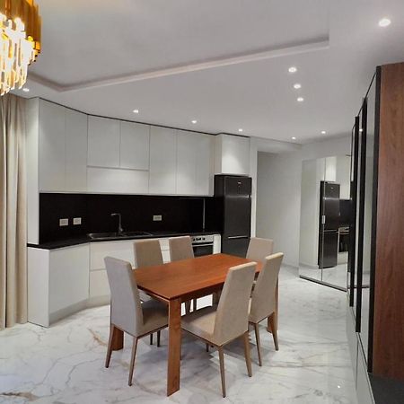 Zeus Tirana Suite Deluxe Ngoại thất bức ảnh