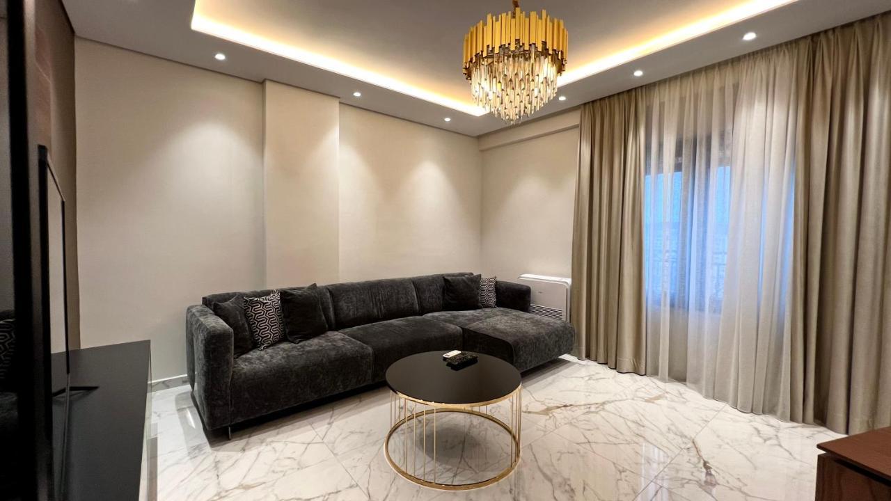 Zeus Tirana Suite Deluxe Ngoại thất bức ảnh