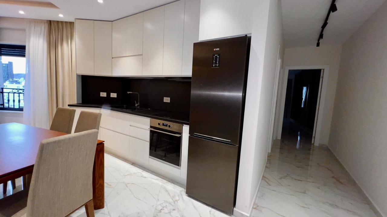 Zeus Tirana Suite Deluxe Ngoại thất bức ảnh